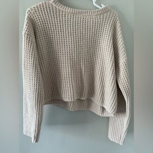 Elegant Beige Knit Sweater and shorts set